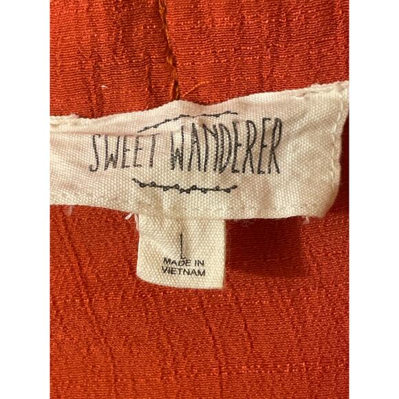 Sweet Wanderer Women's Size Large Button Down Blouse Short Sleeve - Picture 4 of 7